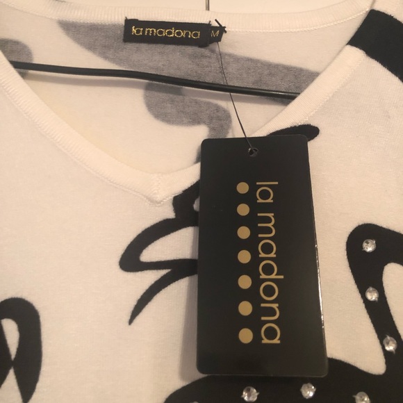 la madonna sweater with sewn on appliqué. - Picture 4 of 4